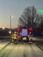 F1 in Ashausen - Brennt Mülleimer Bild 1